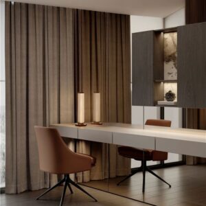 STOLNA LAMPA ESSENZO